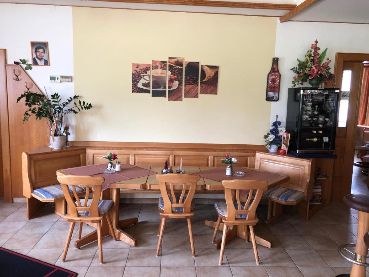Gasthof Koller Mariasdorf Extérieur photo